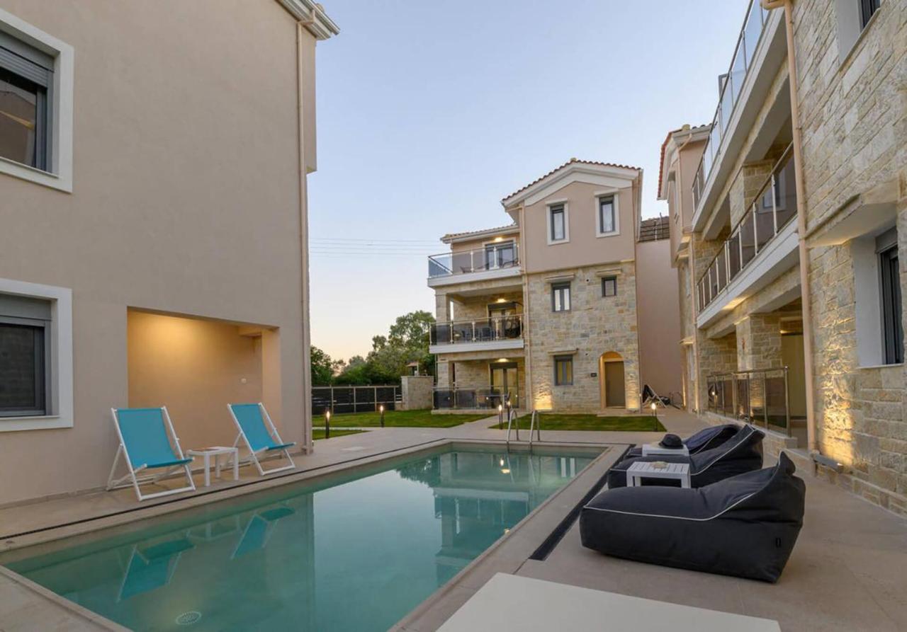 Momento Luxury Apartments Walking Distance From The Beach Nikiana Buitenkant foto