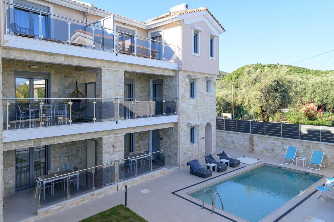 Momento Luxury Apartments Walking Distance From The Beach Nikiana Buitenkant foto