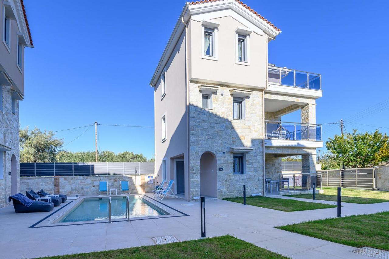 Momento Luxury Apartments Walking Distance From The Beach Nikiana Buitenkant foto