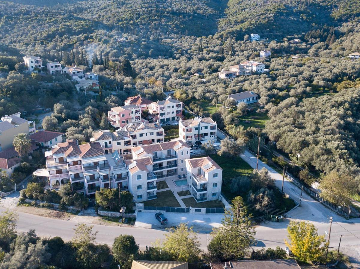Momento Luxury Apartments Walking Distance From The Beach Nikiana Buitenkant foto