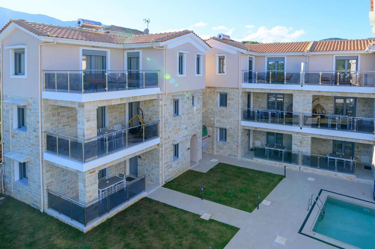 Momento Luxury Apartments Walking Distance From The Beach Nikiana Buitenkant foto