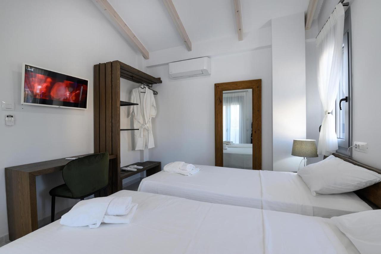 Momento Luxury Apartments Walking Distance From The Beach Nikiana Buitenkant foto