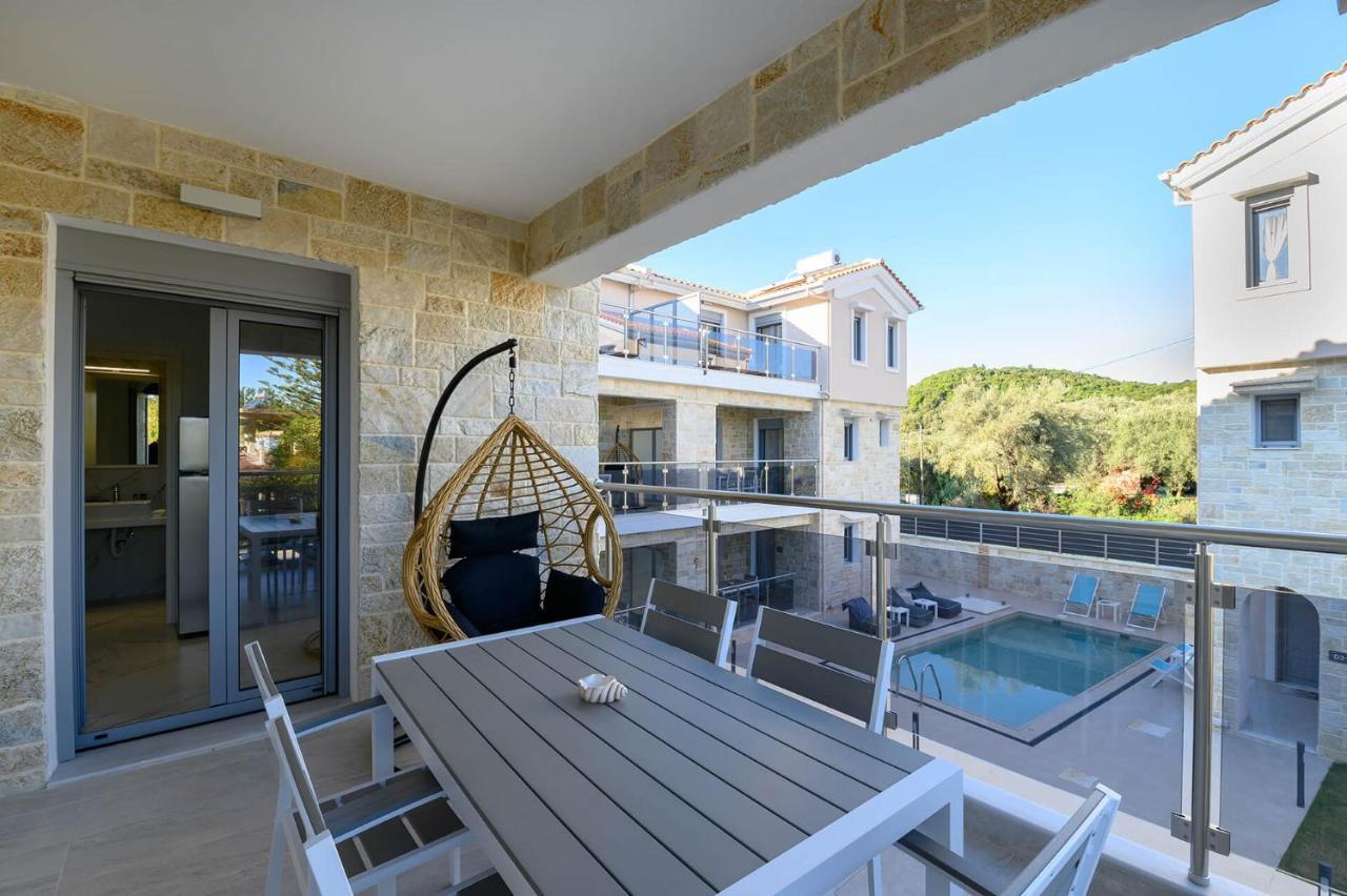 Momento Luxury Apartments Walking Distance From The Beach Nikiana Buitenkant foto