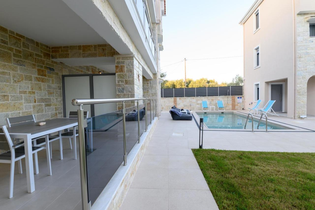 Momento Luxury Apartments Walking Distance From The Beach Nikiana Buitenkant foto