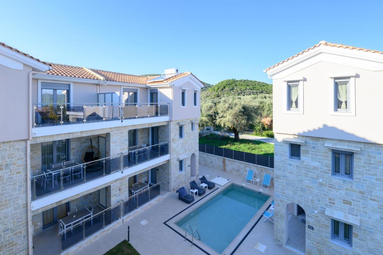Momento Luxury Apartments Walking Distance From The Beach Nikiana Buitenkant foto