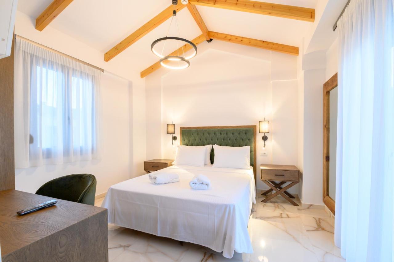 Momento Luxury Apartments Walking Distance From The Beach Nikiana Buitenkant foto